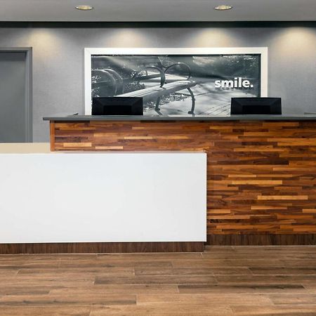 Hampton Inn Petersburg - Southpark Mall Колониал Хайтс Екстериор снимка
