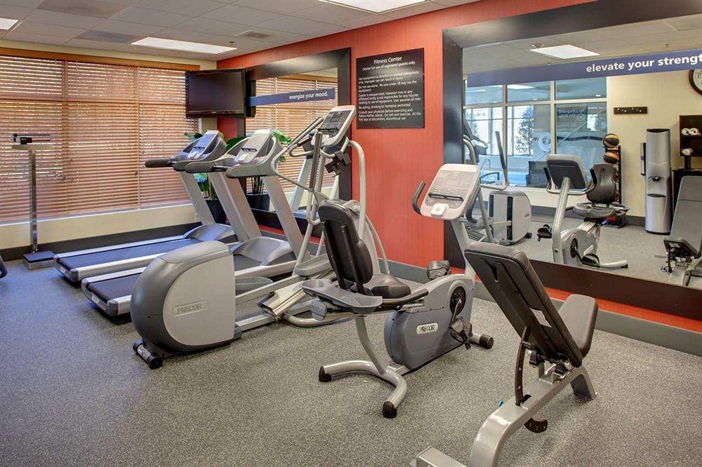 Hampton Inn Petersburg - Southpark Mall Колониал Хайтс Съоръжения снимка