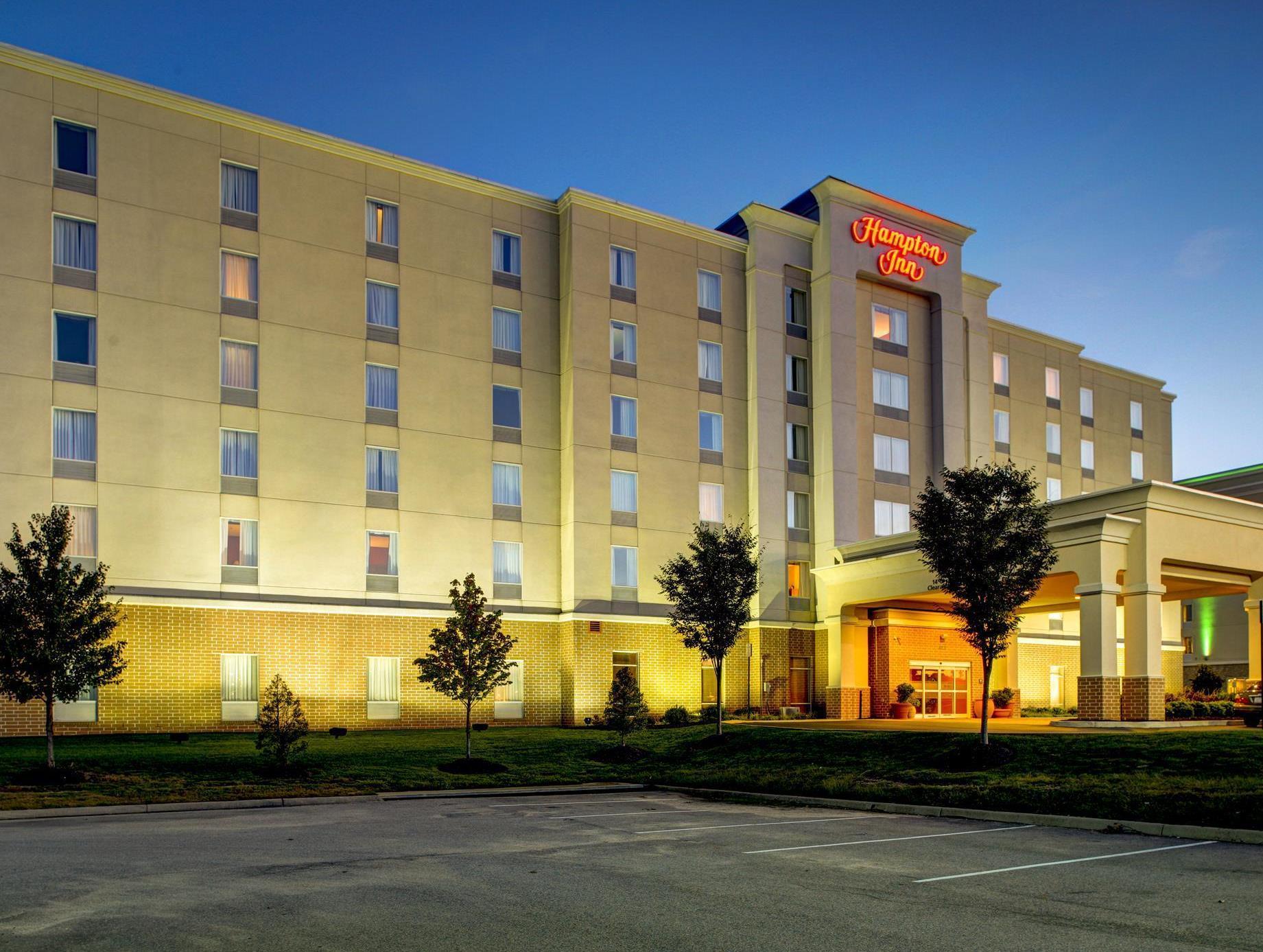 Hampton Inn Petersburg - Southpark Mall Колониал Хайтс Екстериор снимка