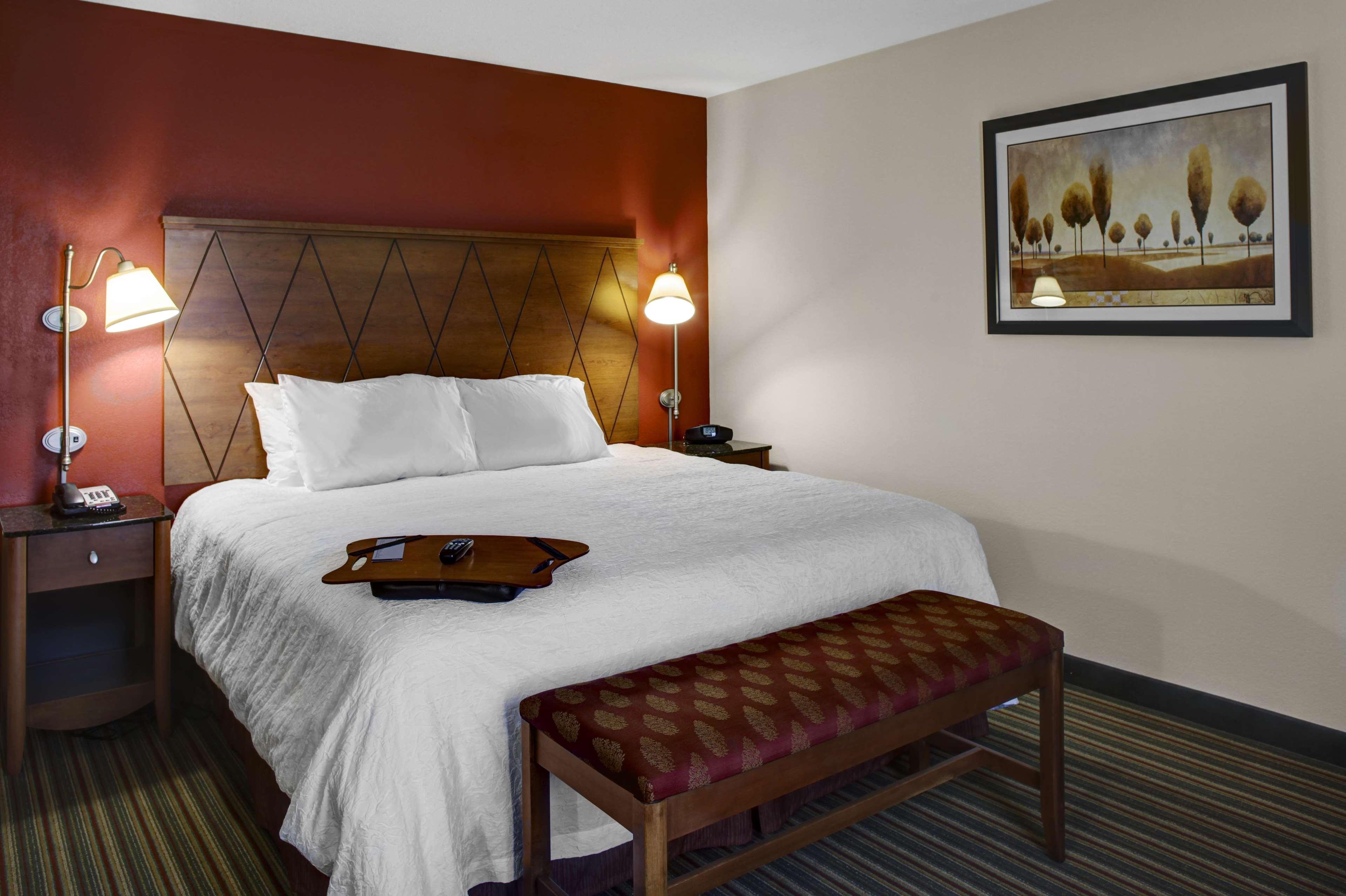 Hampton Inn Petersburg - Southpark Mall Колониал Хайтс Екстериор снимка