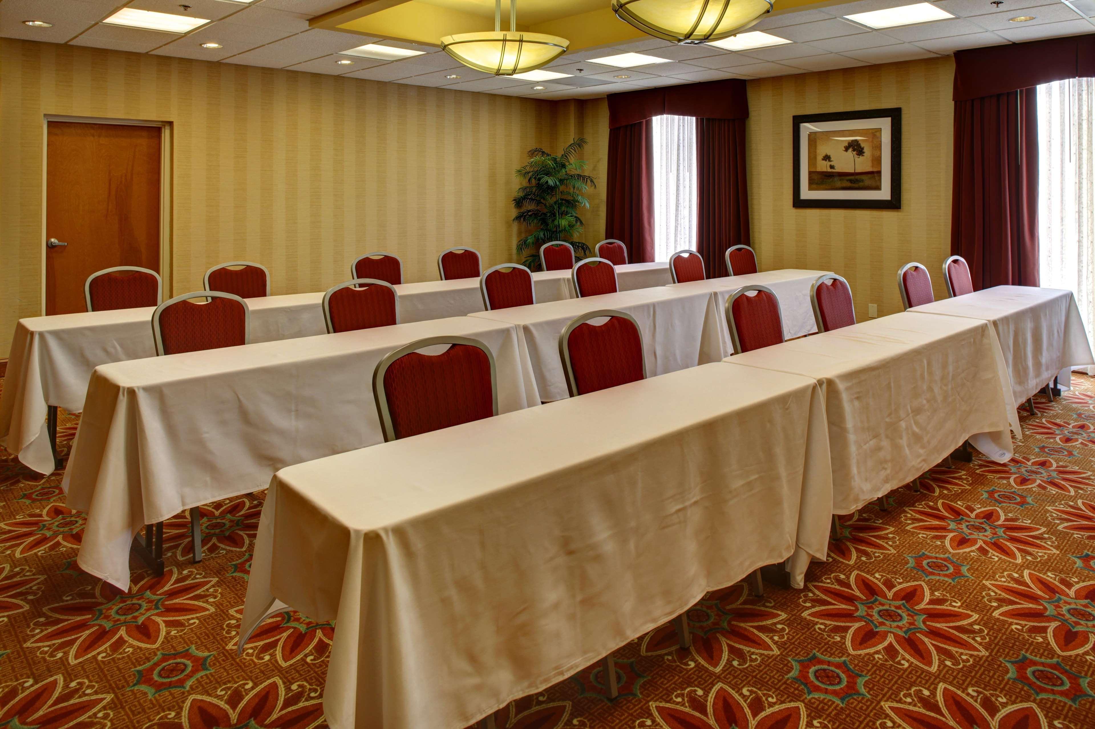 Hampton Inn Petersburg - Southpark Mall Колониал Хайтс Екстериор снимка