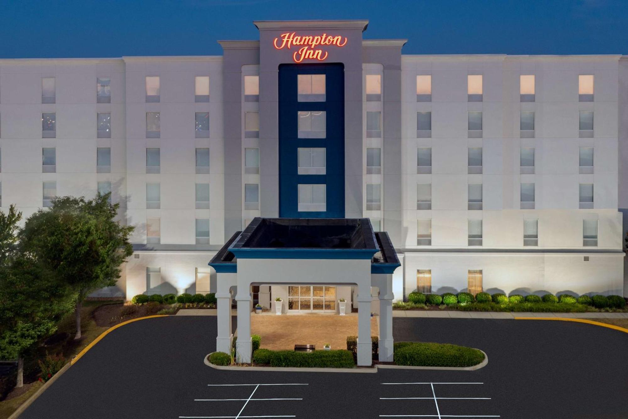 Hampton Inn Petersburg - Southpark Mall Колониал Хайтс Екстериор снимка