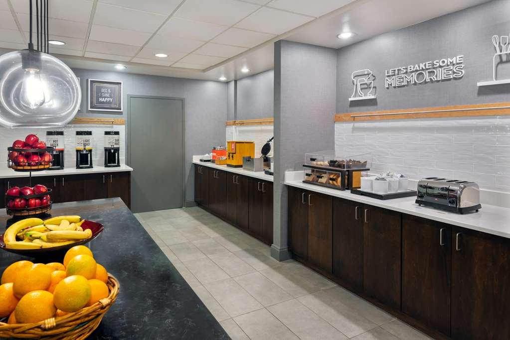 Hampton Inn Petersburg - Southpark Mall Колониал Хайтс Ресторант снимка