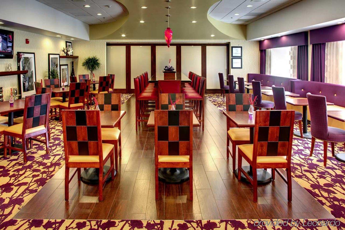 Hampton Inn Petersburg - Southpark Mall Колониал Хайтс Ресторант снимка