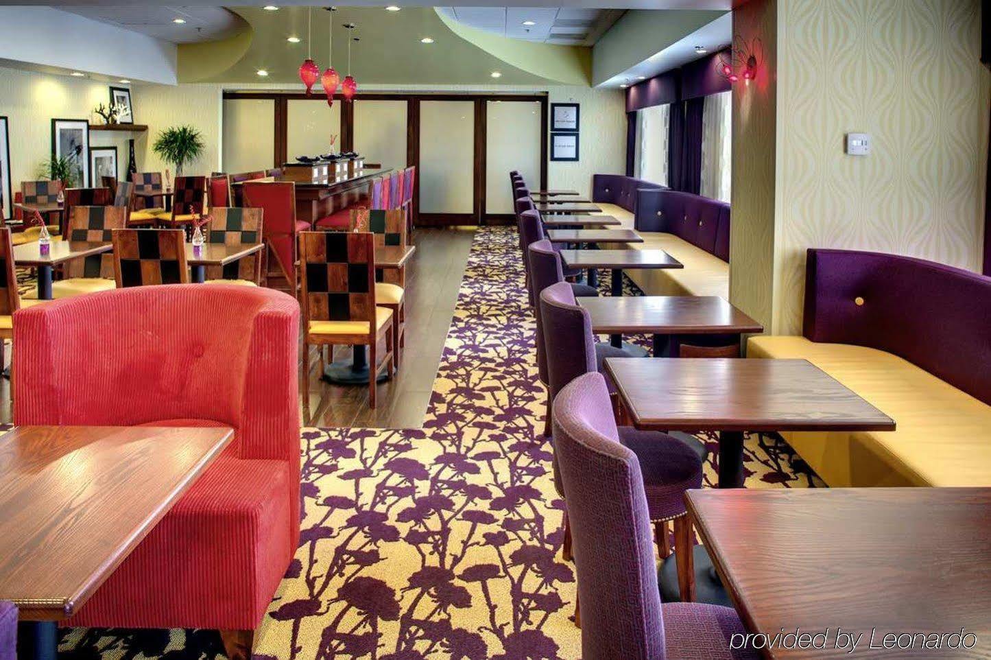 Hampton Inn Petersburg - Southpark Mall Колониал Хайтс Ресторант снимка